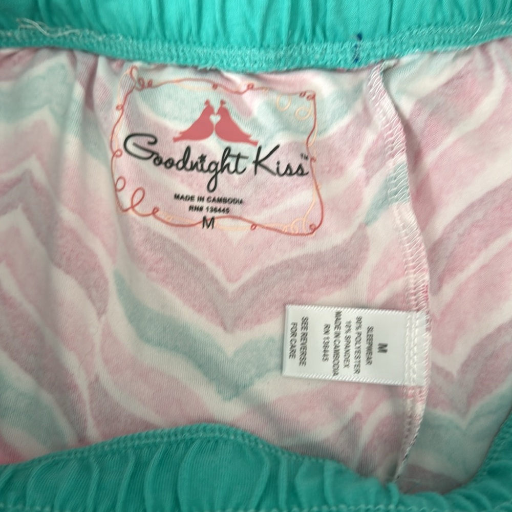 Chevron Patterned Pajama Pants - Picture 3 of 4